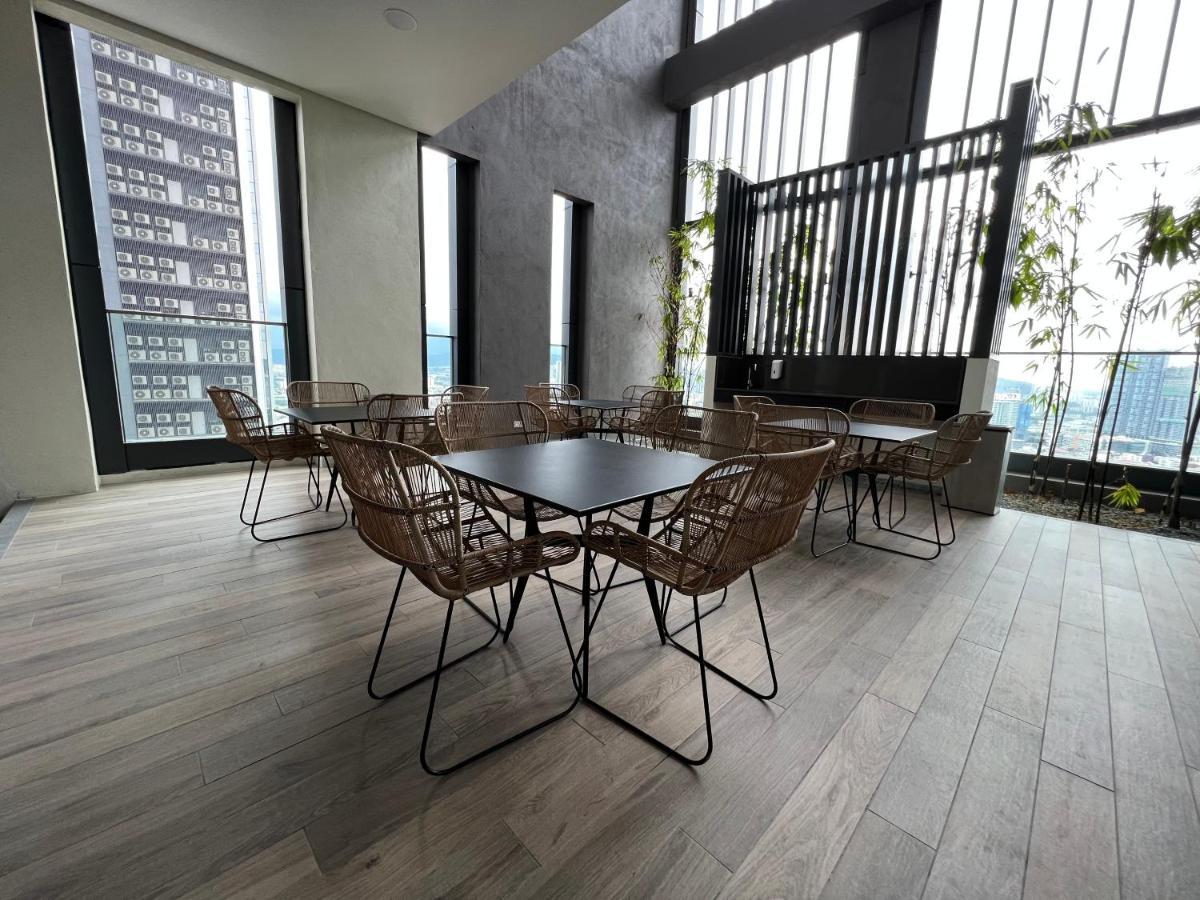 Lucentia Residence Bbcc Lalaport At Kuala Lumpur By Luxe Home エクステリア 写真